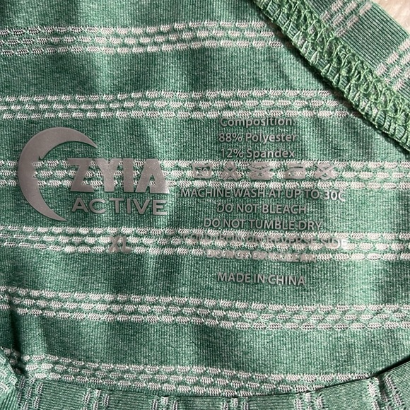 Zyia Forest Nimbus Size XL Women’s Split Back Tank Top New Without Tag - Picture 9 of 9